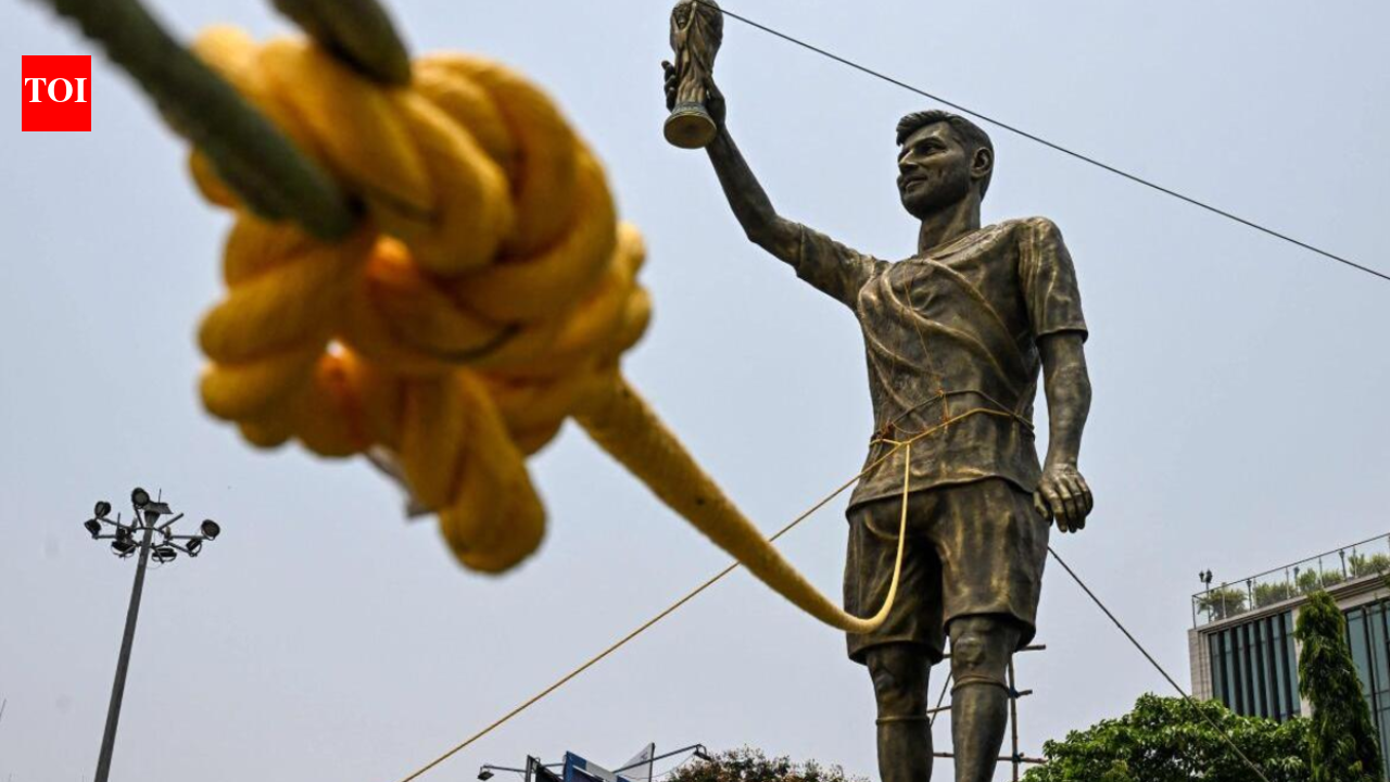 'Swaying in the wind': Kolkata's giant 70-foot Lionel Messi statue faces removal just five months after installation