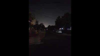 Lack of streetlights raises safety concerns among residents across Jaipur