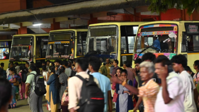 After waiting for hours, passengers hold protest at Singanallur bus stand in Coimbatore