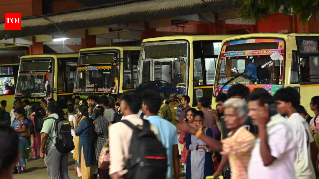 After waiting for hours, passengers hold protest at Singanallur bus stand in Coimbatore
