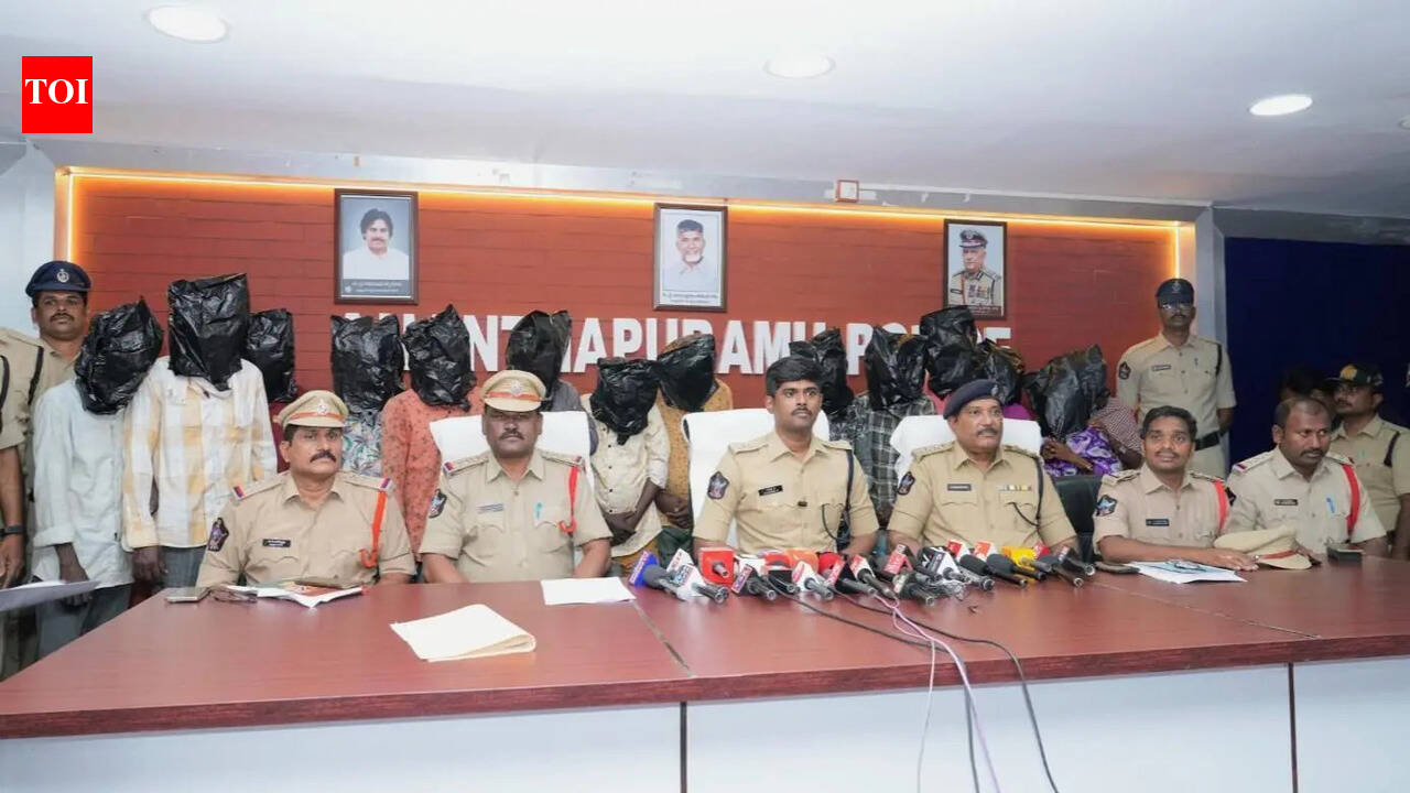 Anantapur police arrest 14 ganja paddlers, seize 7 kgs of contraband