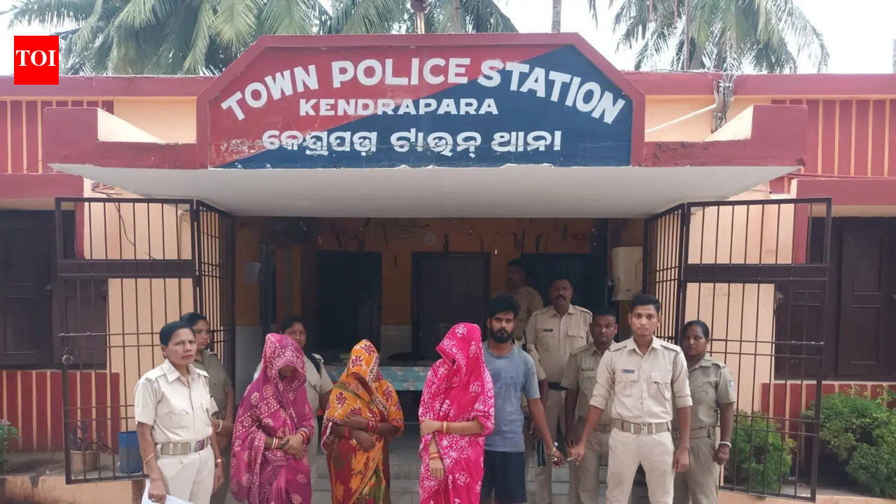 Four persons held for murder