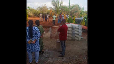 Inspection of illegal road at Neura uncovers land-filling for farmhouse