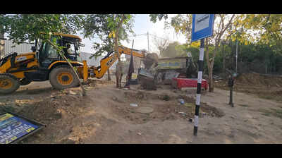 15 shops built on land marked for infrastructure projects demolished in Gurgaon