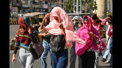 Intense heat forces Noida to close schools, workshops and sports camps put on hold