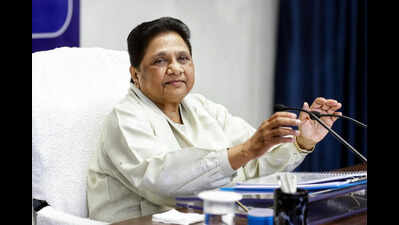 Maya reviews situation in poll-bound U’khand, Punjab