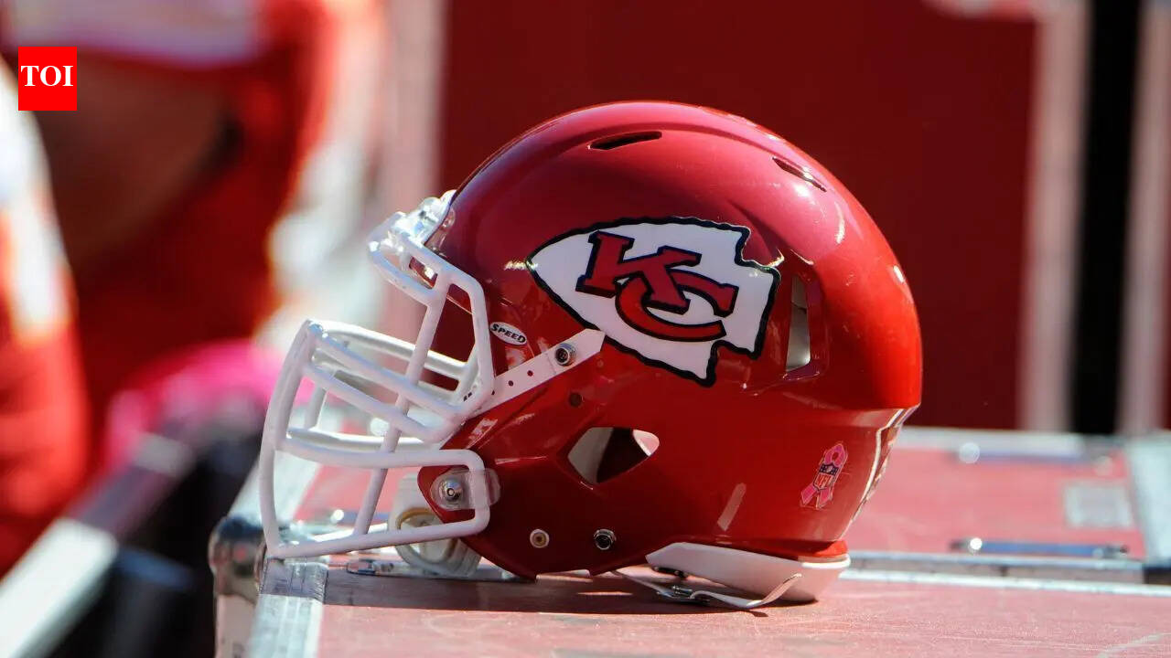 NFL Trade Rumors: Kansas City Chiefs linked to $15M New York Giants pass rusher and $10M Chicago Bears tight end in bold ESPN proposals