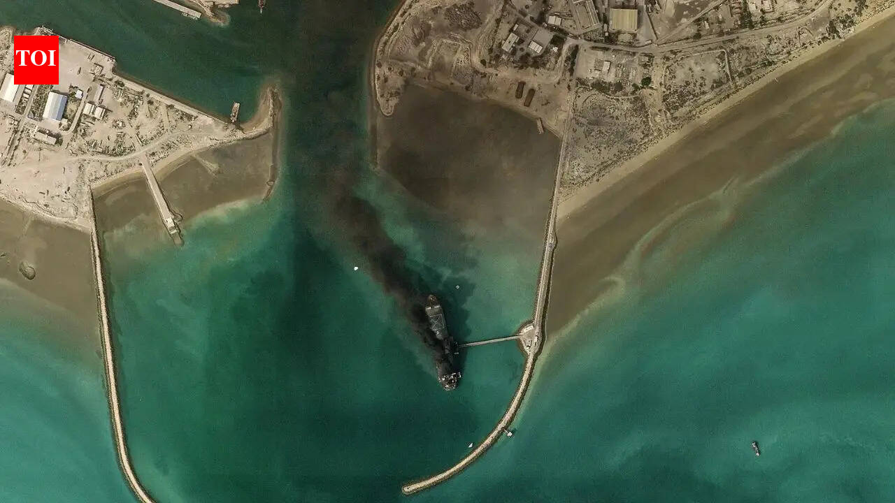 US military conducts new 'defensive strikes' in south Iran, downs 4 Iranian drones — what we know so far