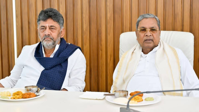 Karnataka CM likely to step down; DKS, Siddaramaiah bonhomie: What happened at key breakfast meeting?