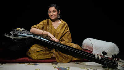  Vocalist Maahi Zaveri secures CCRT scholarship