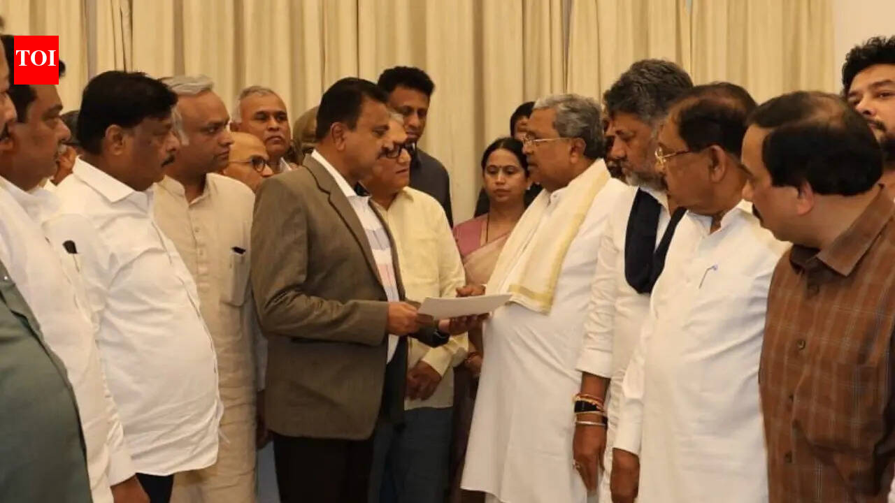 'It was by mistake that I entered politics': Karnataka CM Siddaramaiah resigns from post, DK Shivakumar to take over