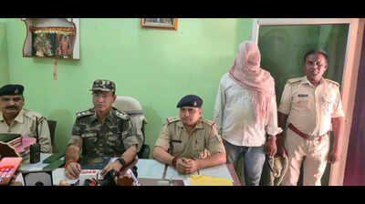 Man arrested with brown sugar in Chatra