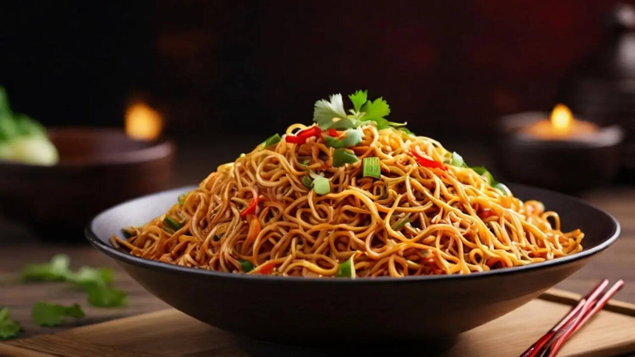 How to Make Street Style Chowmein Like a Food Stall Favorite