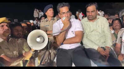 Bhairana Dham protest suspended after talks with govt
