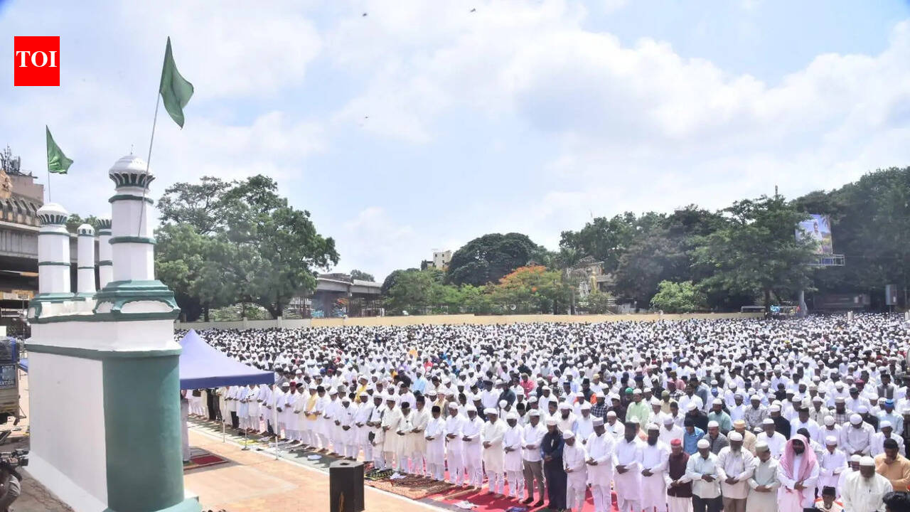 Bakrid celebrated with fervour in Dharwad district