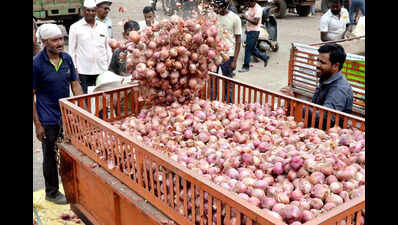 Average wholesale price of onions up 20% in APMCs across Nashik