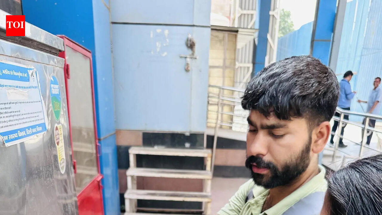 ‘Even poor patients have to buy water’: Most dispensers at LNJP out of order