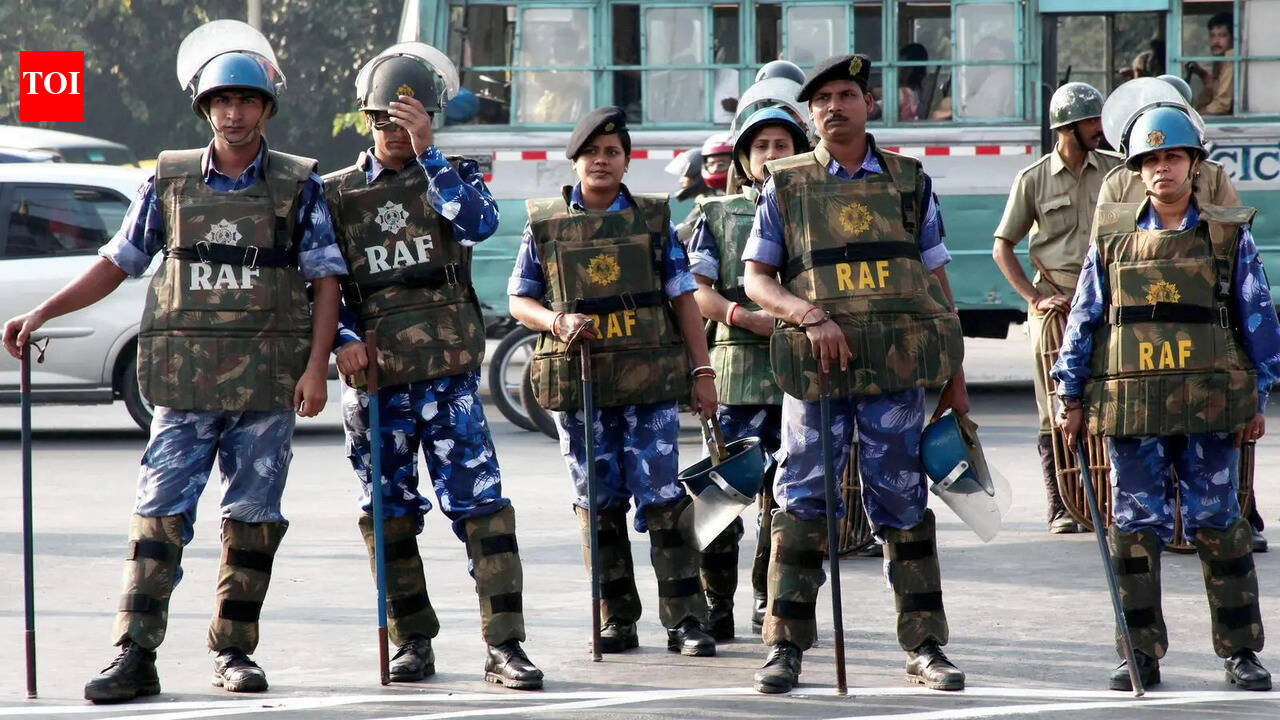 Kolkata Police sets up expert team, to take anti-riot gear tips from central forces
