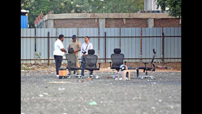  Retired DySP, son and daughter held for attempt to murder