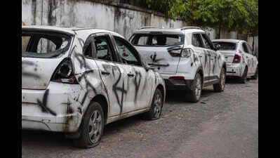 Minors vandalise 3 cars in Janata Vasahat