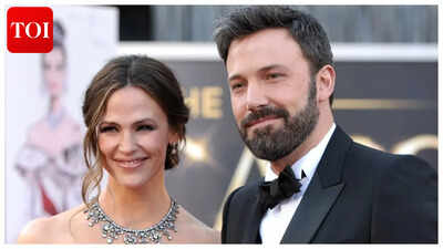 Ben Affleck and Jennifer Garner reunite to help daughter Violet into urgent care clinic - PICS