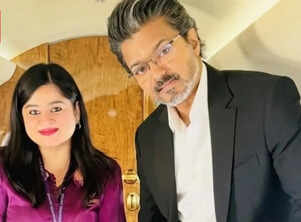 Vijay&rsquo;s flight photo with an air hostess goes viral