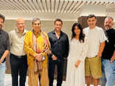 Salman hosts screening of 'Maatrubhumi' for directors