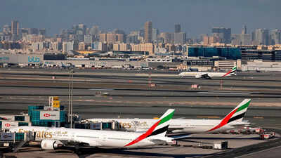 Emirates issues travel rules amid Ebola outbreak as US, Canada increase airport screening measures