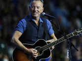 Bruce Springsteen urges fans to &ldquo;let &rsquo;em hear you in the f&mdash;in&rsquo; White House&rdquo; during DC concert