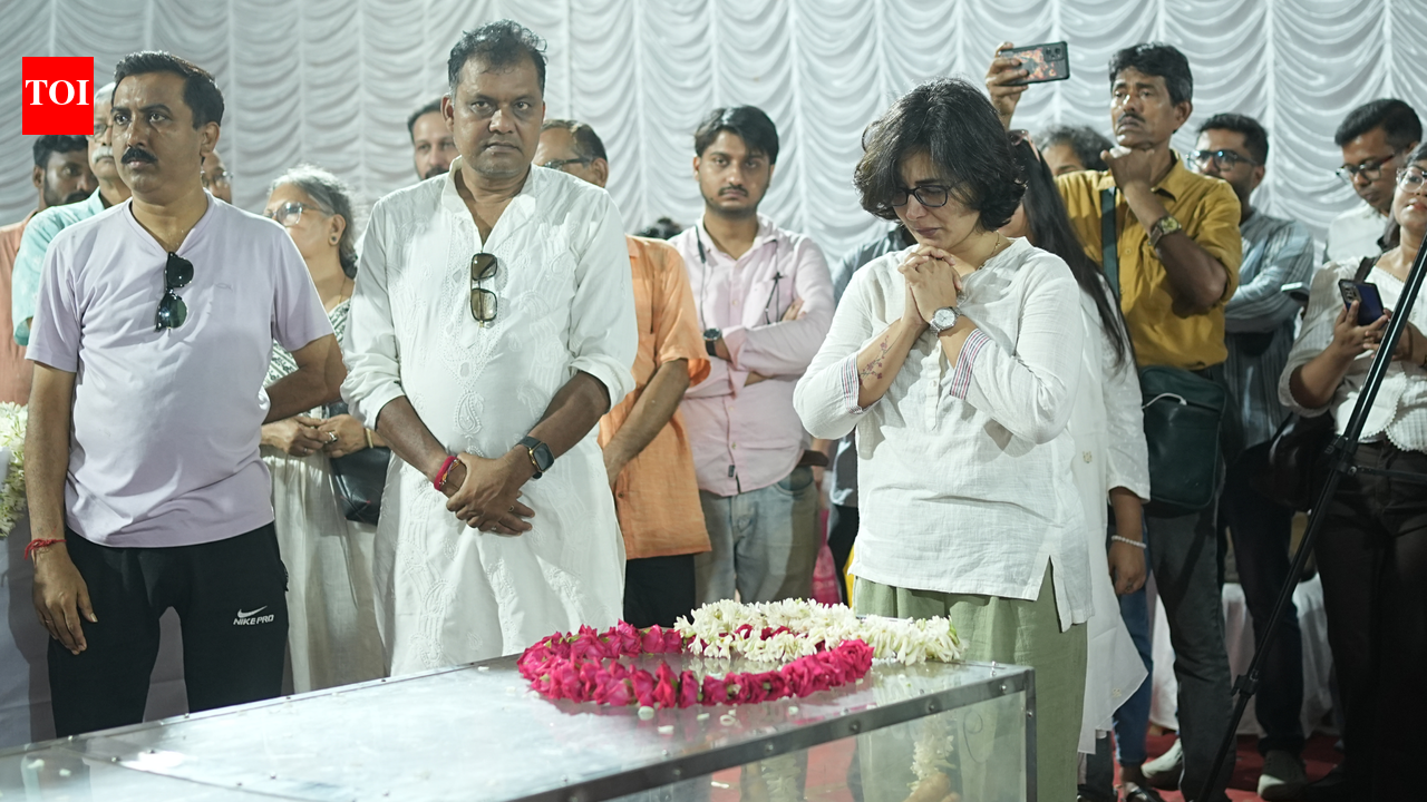 Tollywood bids an emotional adieu to Anik Dutta