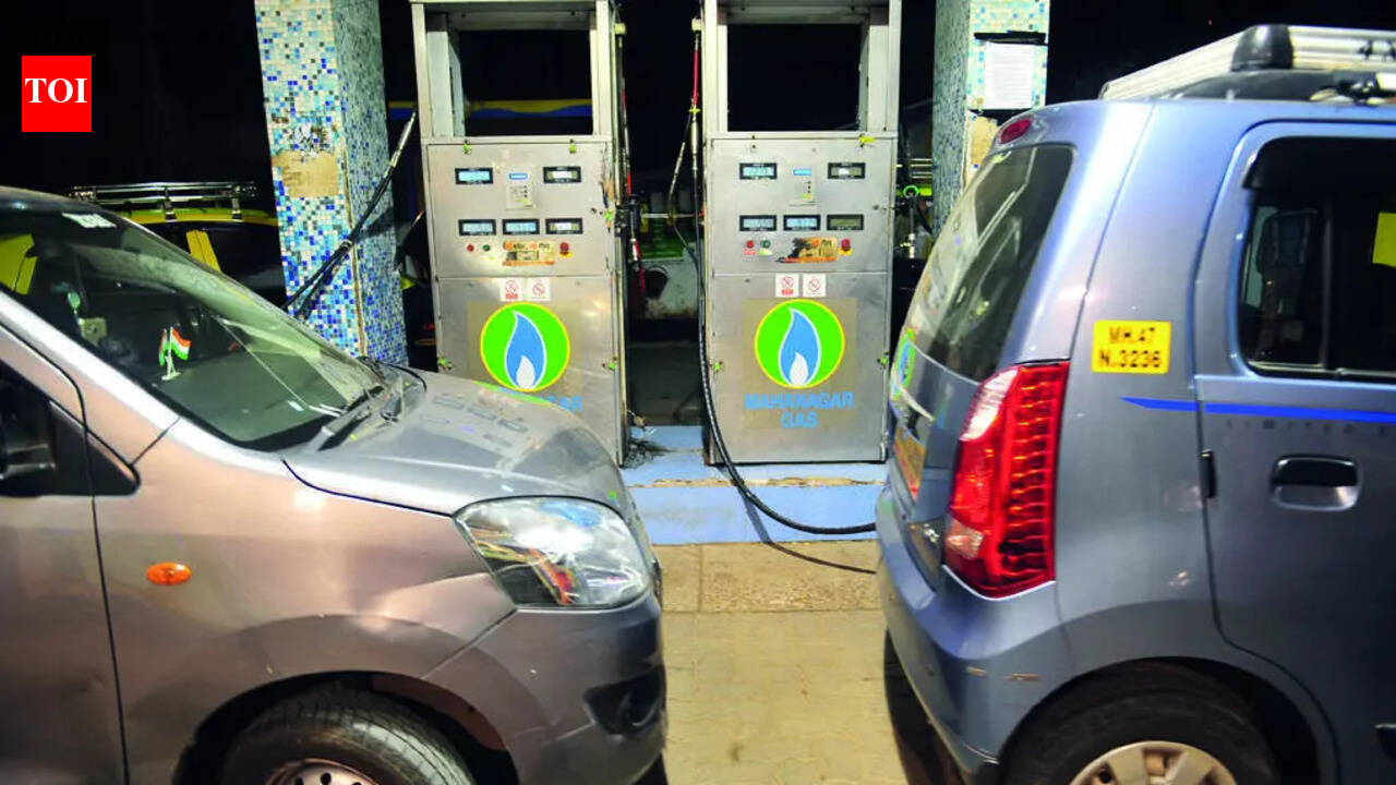 CNG price to be hiked to Rs 86 per kg in Mumbai from Saturday, piped gas to Rs 52 per unit