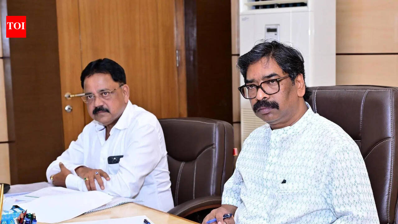 Free waterbodies from encroachments: CM