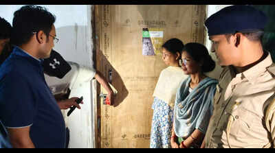 Fake Aadhaar racket busted at Bokaro skill centre, 3 held