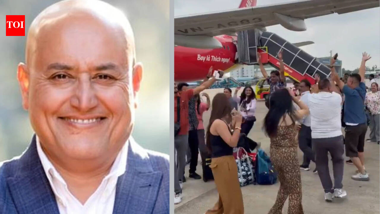 'When I see desis...': Sabeer Bhatia reacts to Indians doing garba on Vietnam airport tarmac