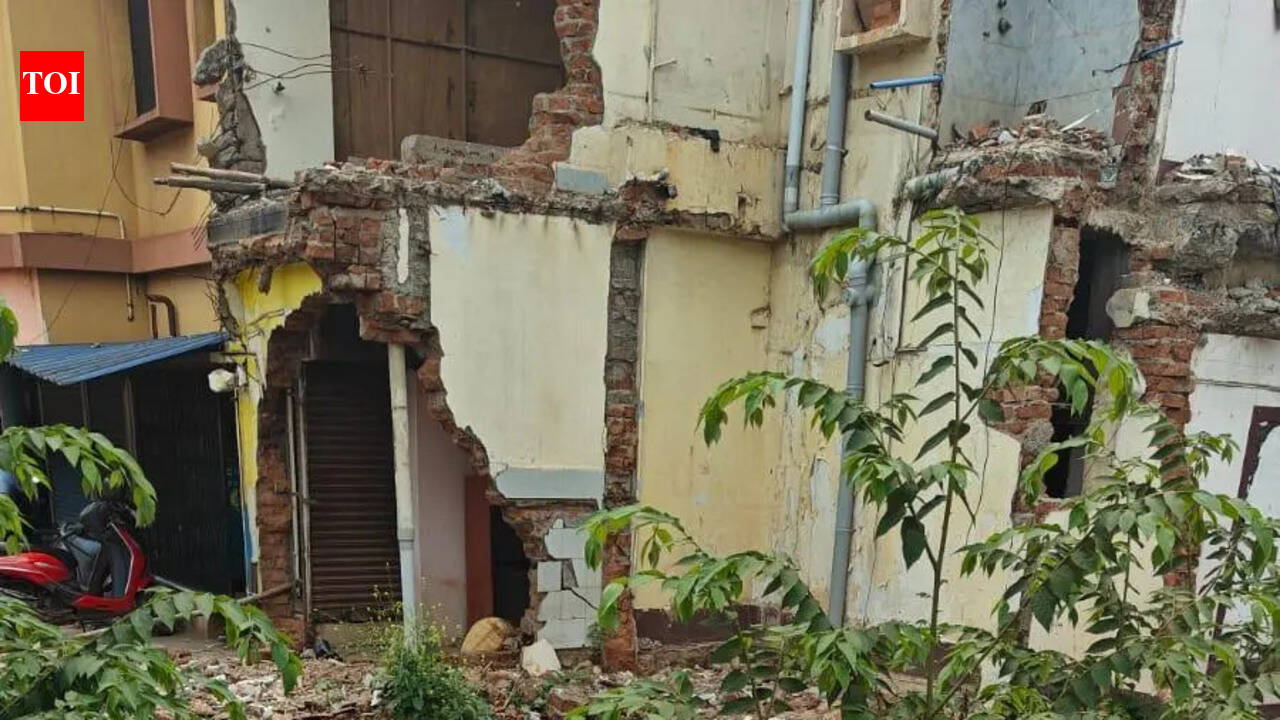Hubballi traders seek HDMC action for rainwater drainage issues and cleanliness