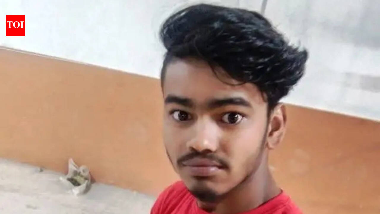 21-year-man killed in lightning strike in Bokaro