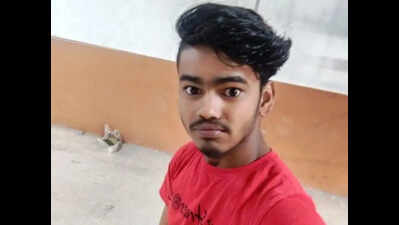 21-year-man killed in lightning strike in Bokaro