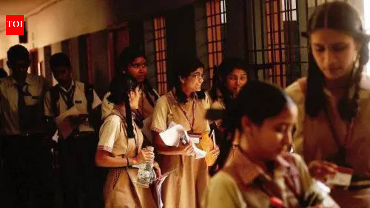 School fee structure is public info, can’t be kept secrect: Tamil Nadu Information Committee
