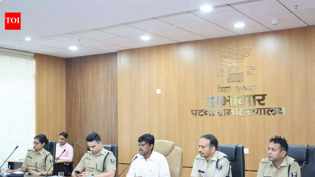 Admin launches crackdown on illegal boat operations