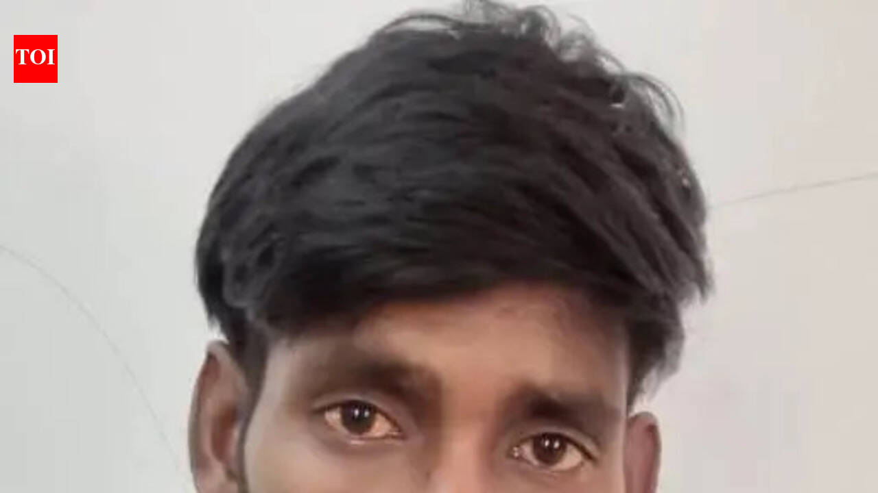 Mobile thief chased and nabbed by alert bystanders at KMC hospital in Chennai