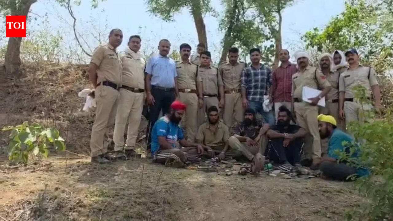 Illegal firearms manufacturing unit busted, five held