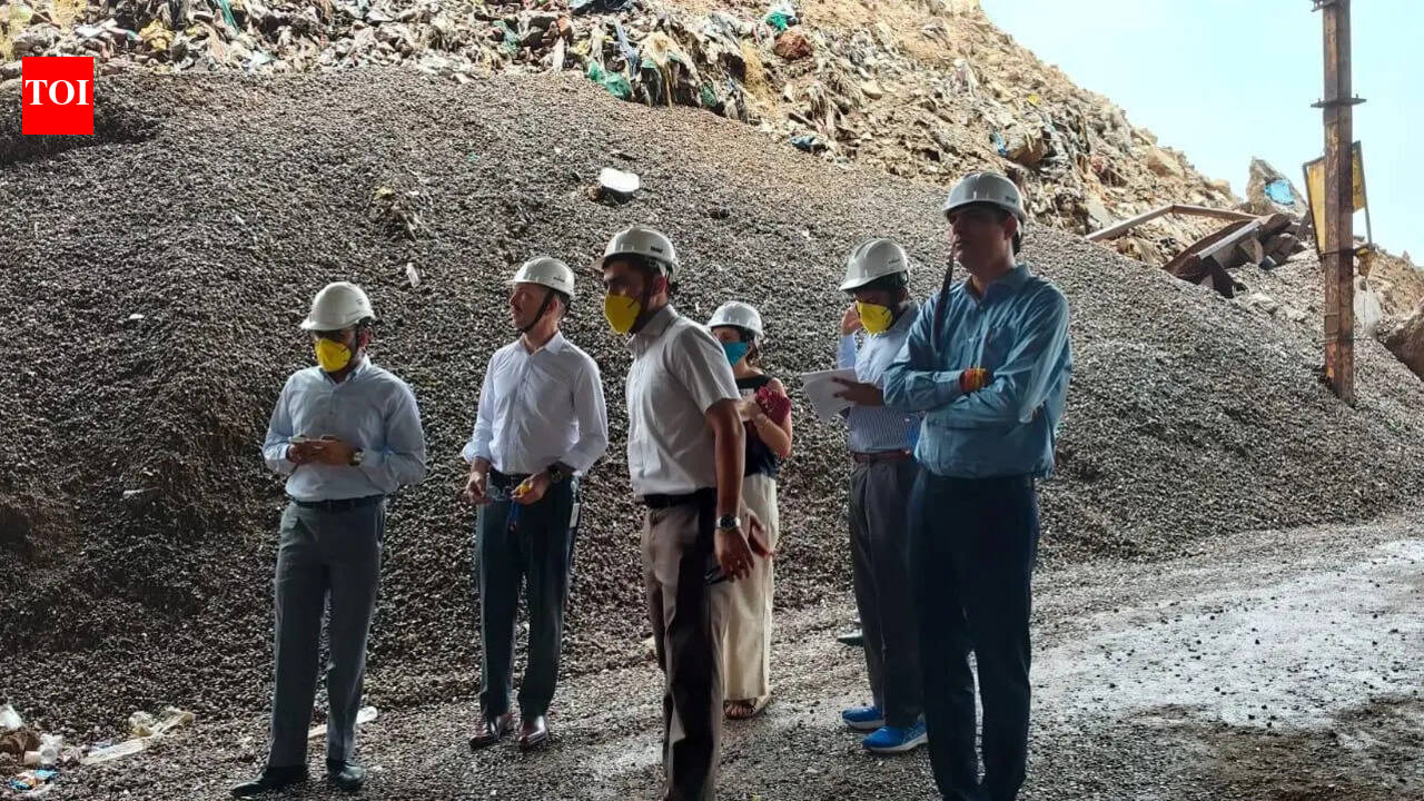 Waste sites to smog guns, World Bank team reviews pollution infra in Gurgaon