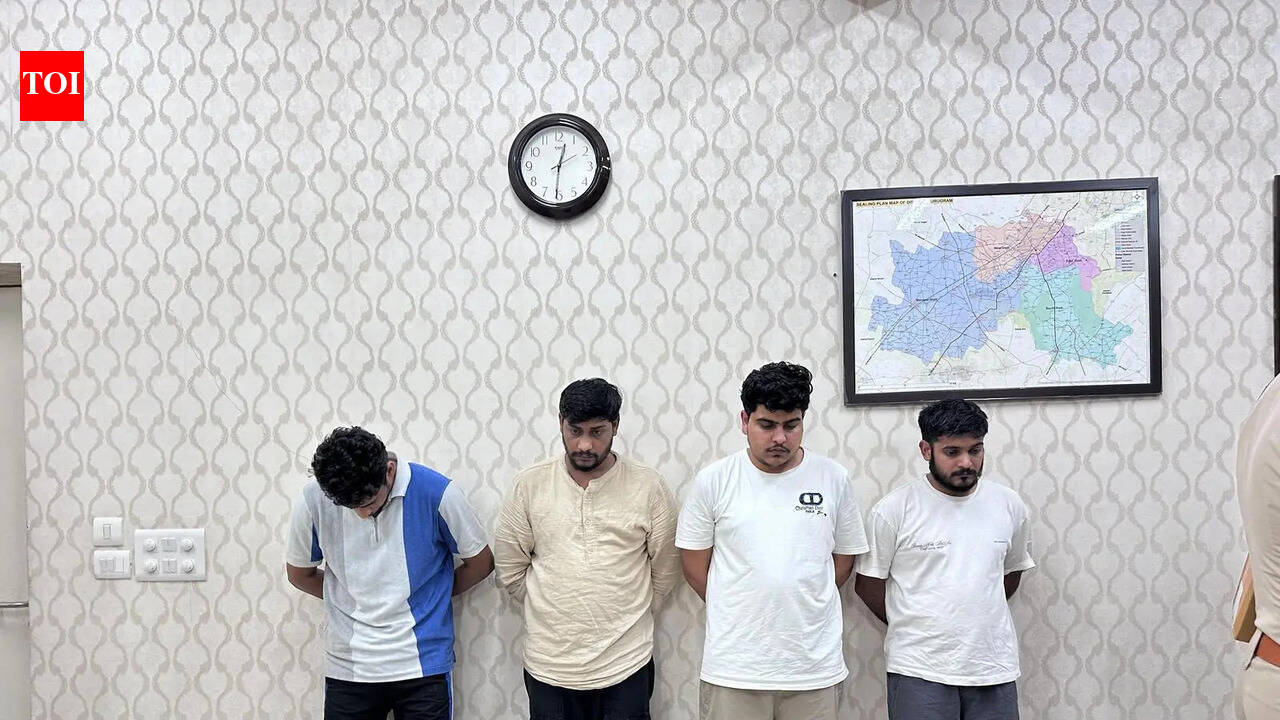 Online betting-cyber fraud racket, 4 held; Cops suspect Dubai link