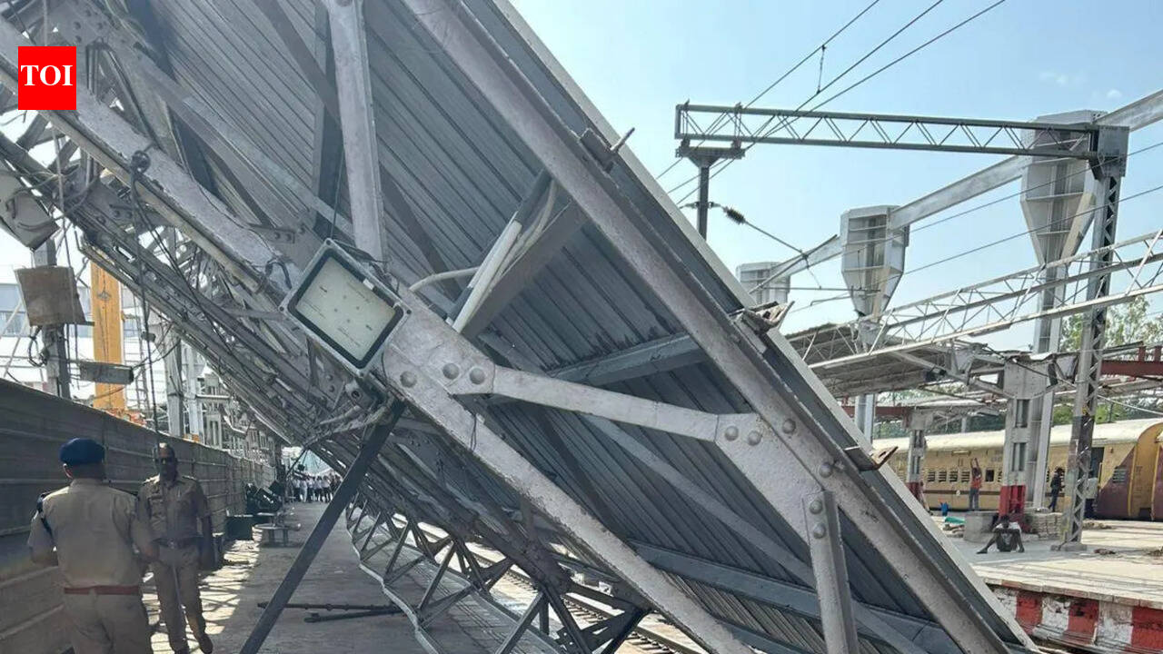 Three injured as portion of platform shed at Charbagh station collapses