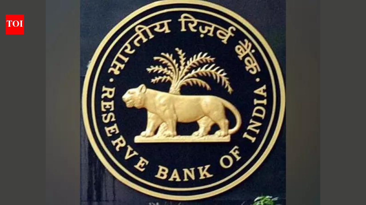 RBI's income rose 26% to '4.3 lakh crore over dollar gains in FY26
