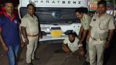 Truck hits car, drags it for several kilometres; police intercept driver after dramatic chase