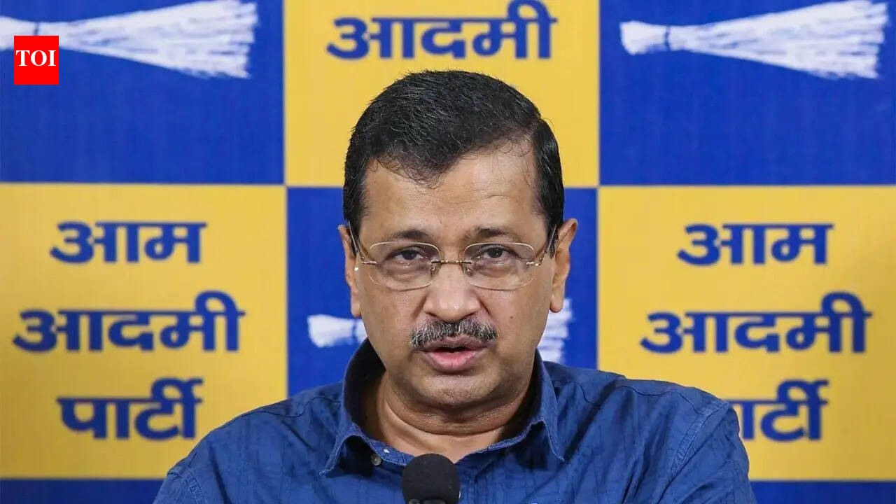 'Bewkoof samajh rakha hai?': Arvind Kejriwal slams Centre over NEET paper leaks, says country needs 'educated PM'