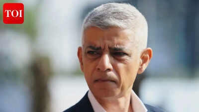  Sadiq Khan urges Londoners not to miss Trafalgar Square's Eid celebration
