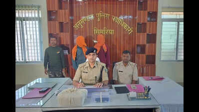 2 peddlers held in Chatra with opium worth Rs 6 lakh