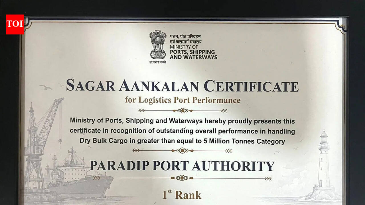 Paradip port secures top honours at Sagar Aankalan Awards